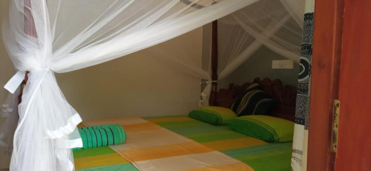Mandara Rest Bed and Breakfast Hikkaduwa Εξωτερικό φωτογραφία