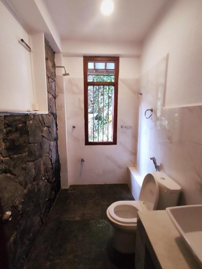 Mandara Rest Bed and Breakfast Hikkaduwa Εξωτερικό φωτογραφία