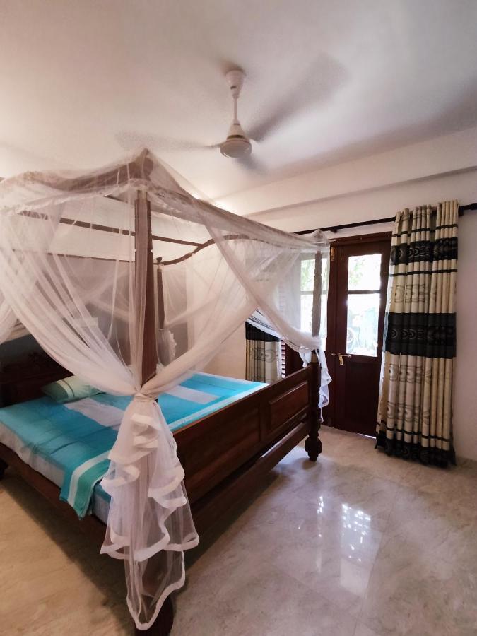Mandara Rest Bed and Breakfast Hikkaduwa Εξωτερικό φωτογραφία