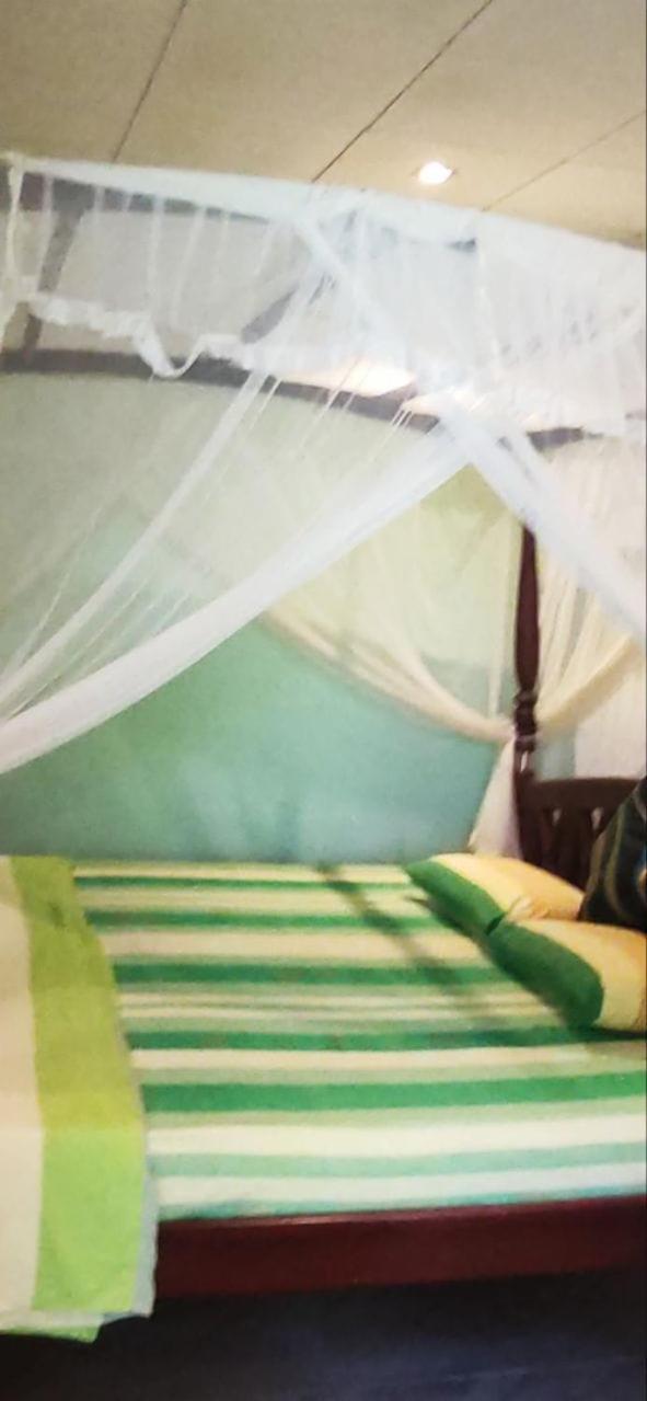 Mandara Rest Bed and Breakfast Hikkaduwa Δωμάτιο φωτογραφία